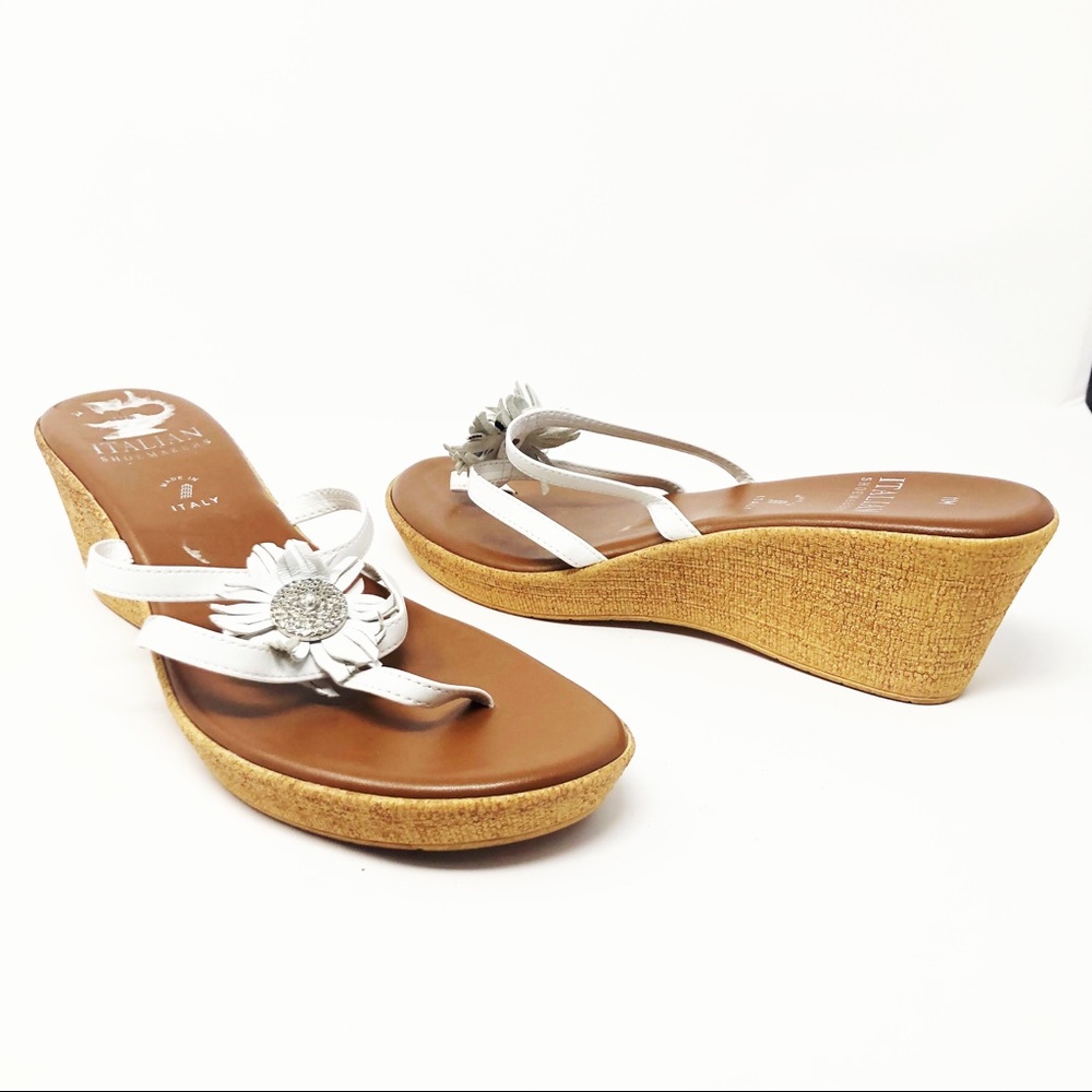 Italian Shoemakers White Floral Wedge Sandals Size 11 US
